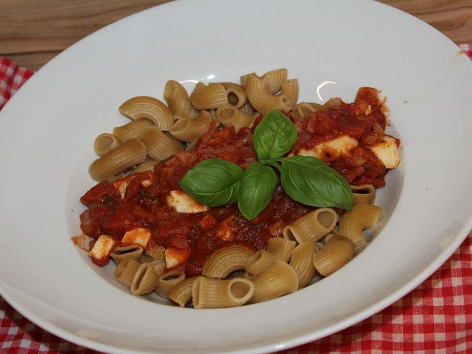 Tomatensoße mit Mozzarella von HundiMCFly| Chefkoch
