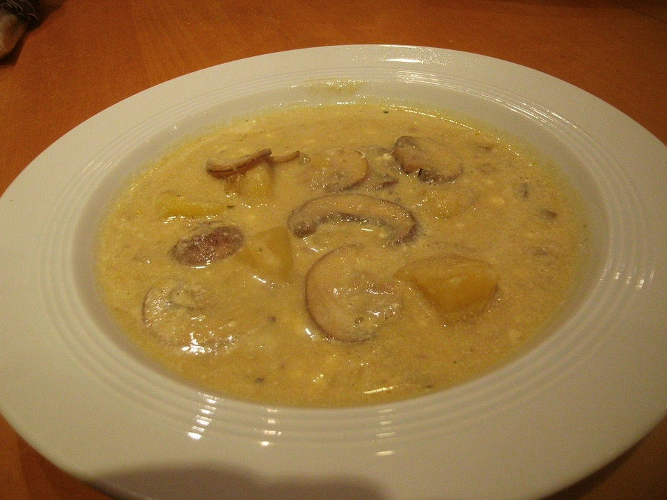 Kartoffel-Champignon-Cremesuppe von Laureen-richtet-an | Chefkoch