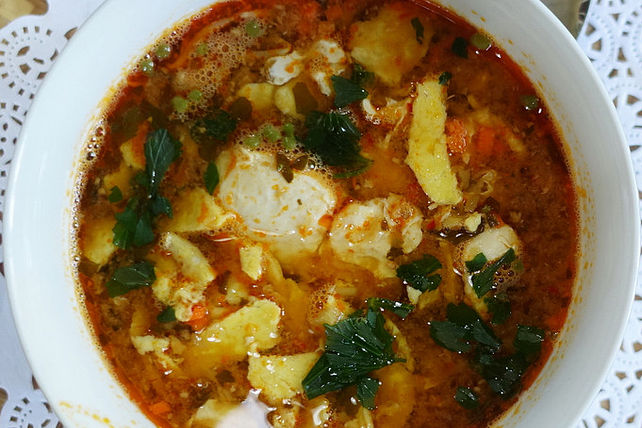 Chinesische Hühnersuppe mit Ei und Mungokeimlingen von dieter_sedlaczek ...