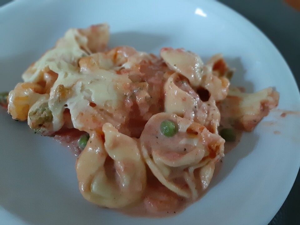 Tortellini mit Tomaten-Käsesoße von nika2208| Chefkoch