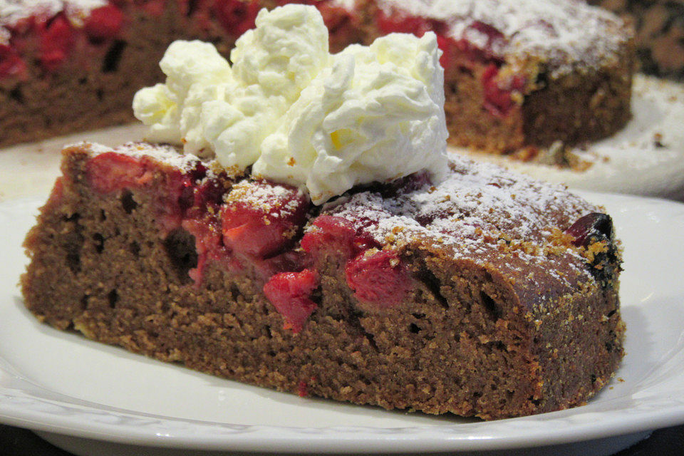 Sauerkirsch-Schlupfkuchen