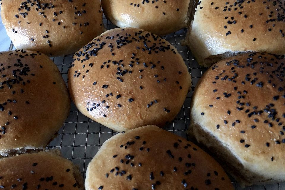 Dinkel-Burgerbrötchen