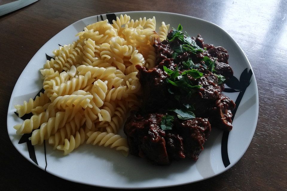 Flunzes Rinderragout mit Champignons und Schokolade