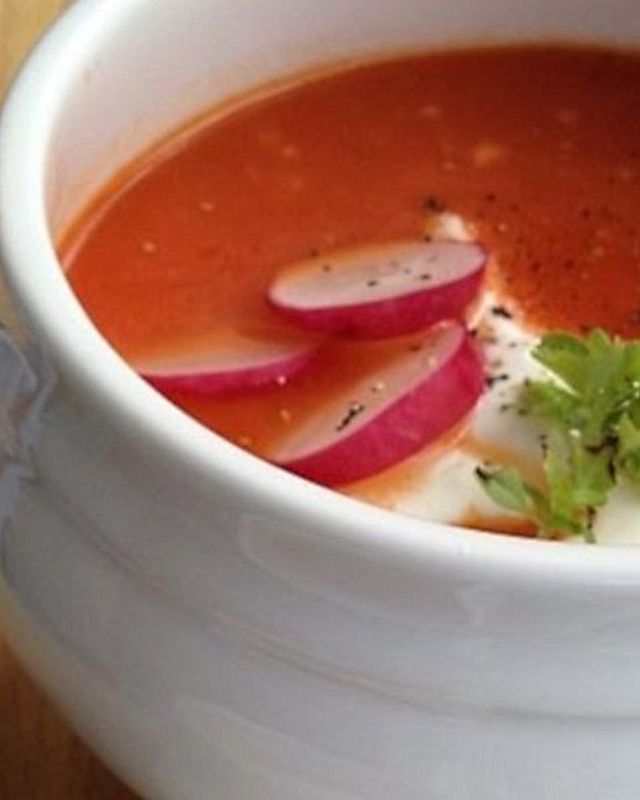 Radieschen-Tomaten-Suppe
