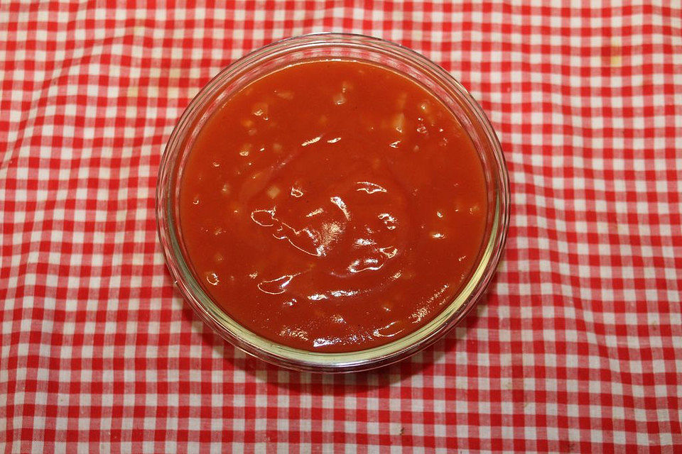 Fruchtig-scharfe Tomaten-Karotten-Sauce