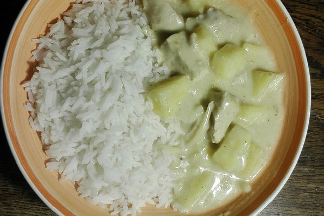 Hähnchenpfanne mit Curry, Ananas und Kokosmilch von Sophia_ck| Chefkoch