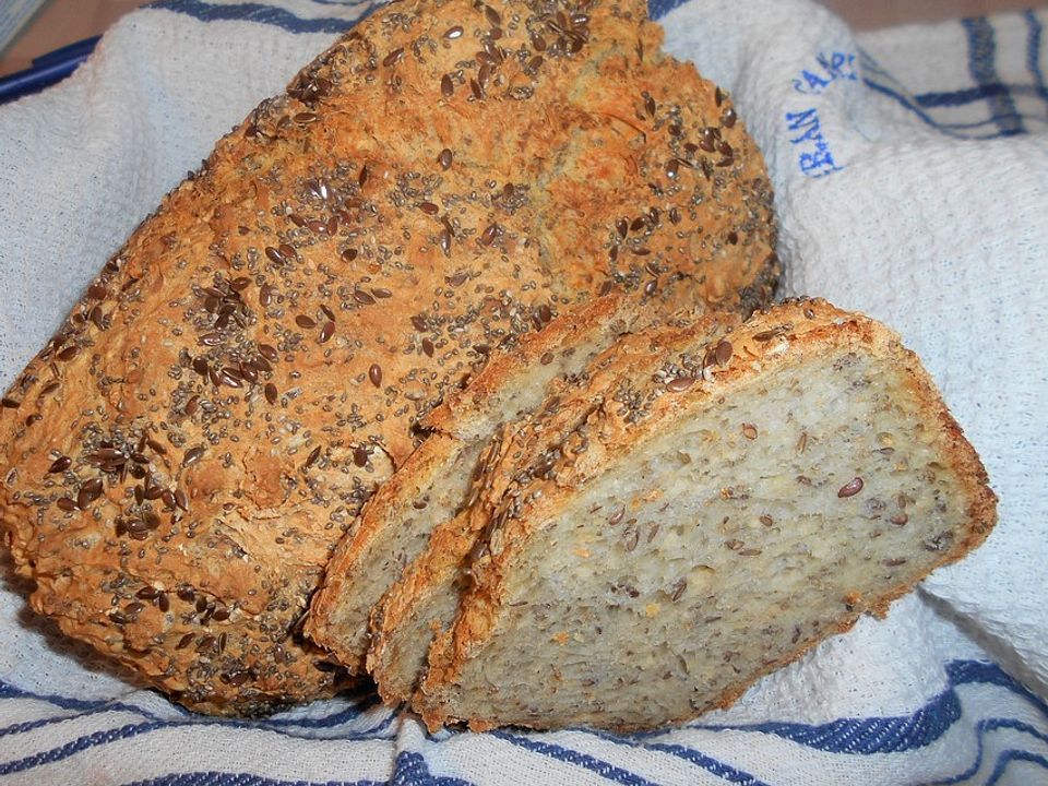 Buttermilch-Vollkornbrot von nudelmary | Chefkoch