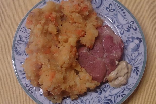 Steckrübenmus mit Kasseler und Kochwurst von cookie1| Chefkoch