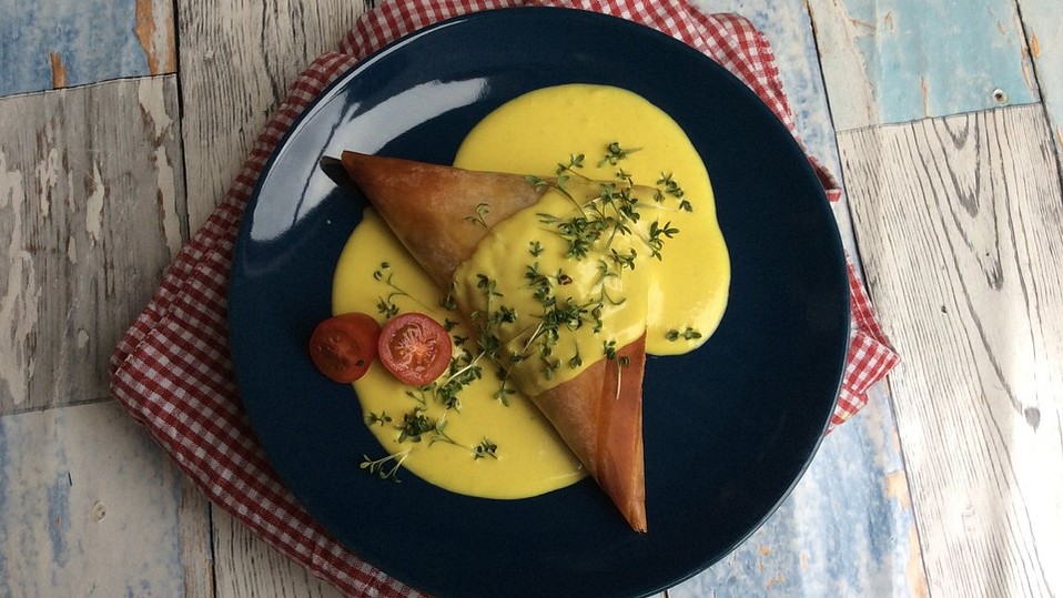 Vegane-Egg-Benedict-Taschen