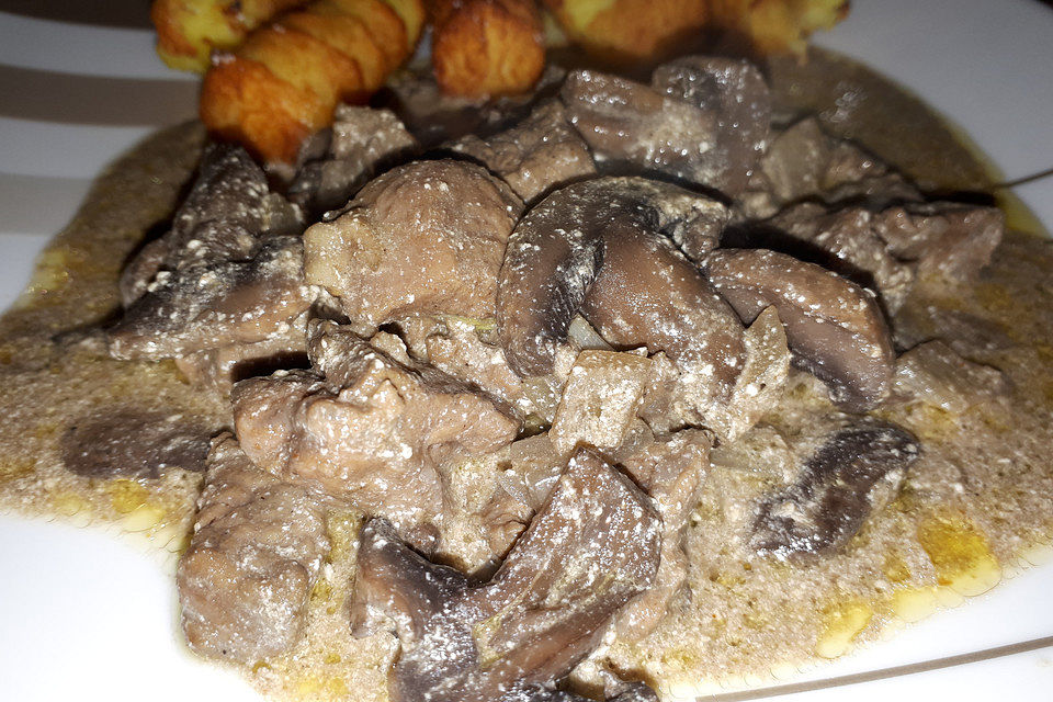 Filettopf mit Champignons und Kräutern