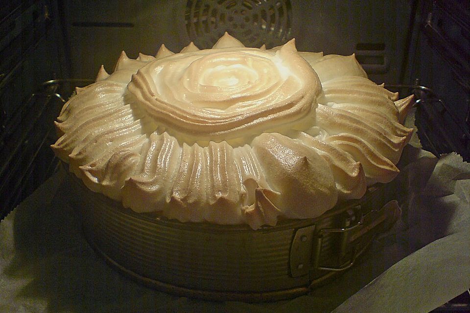 Käse - Baiser - Torte a la Floo´s Omi