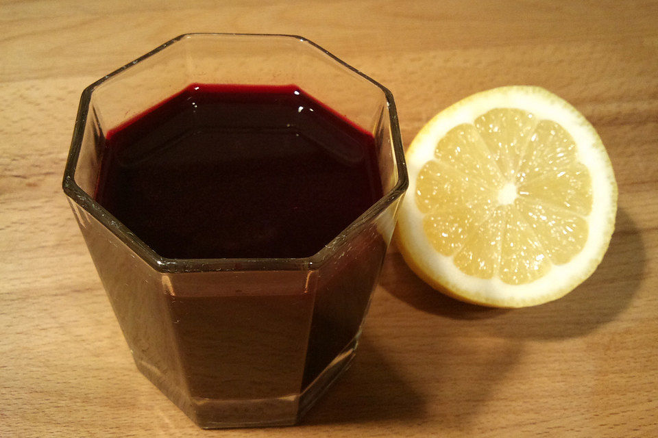 Rote-Bete-Zitrus-Ingwer-Shot