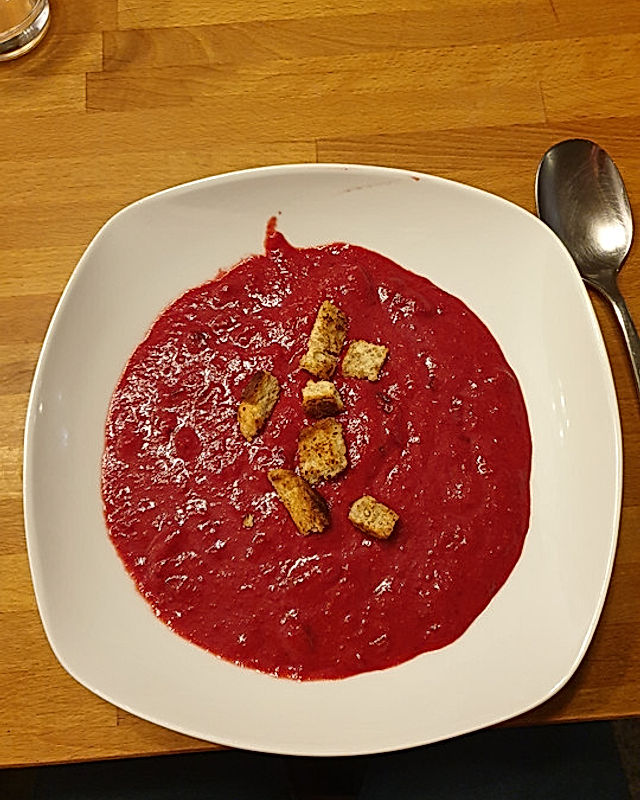Rote Bete-Kokos-Suppe