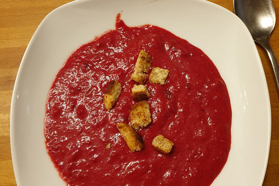 Rote Bete-Kokos-Suppe