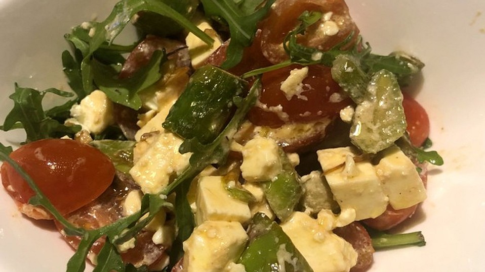 Bunter grüner Spargelsalat mit Tomaten und Feta - einfacher Partysalat ...