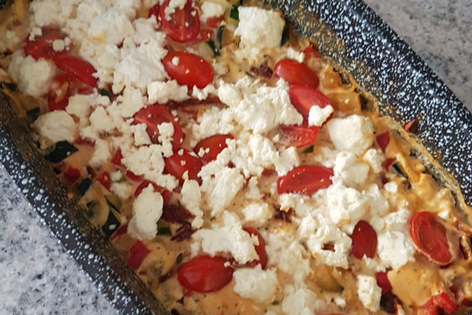 Kritharakiauflauf mit Feta