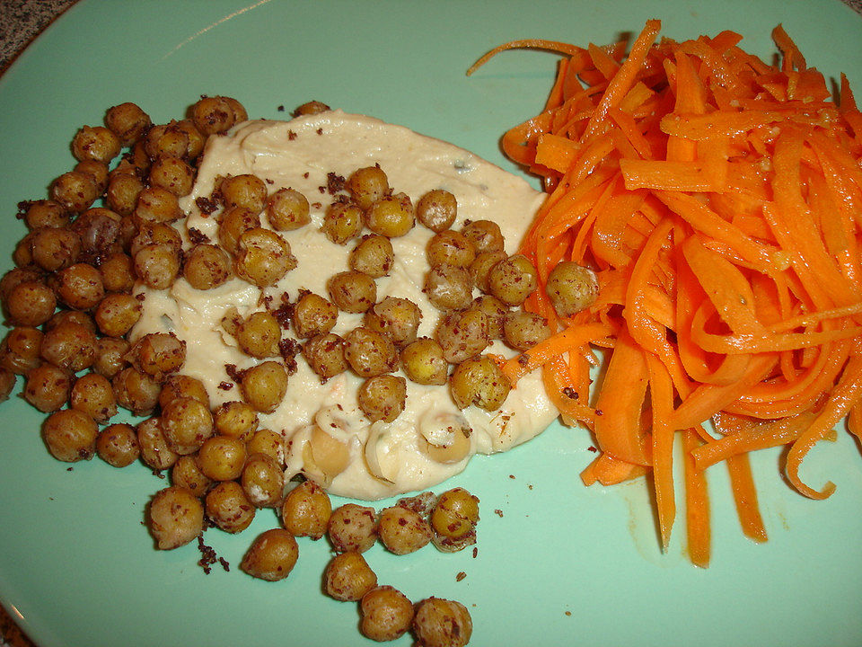 Möhrensalat mit würzigen Kichererbsen und Hummus von dodith| Chefkoch