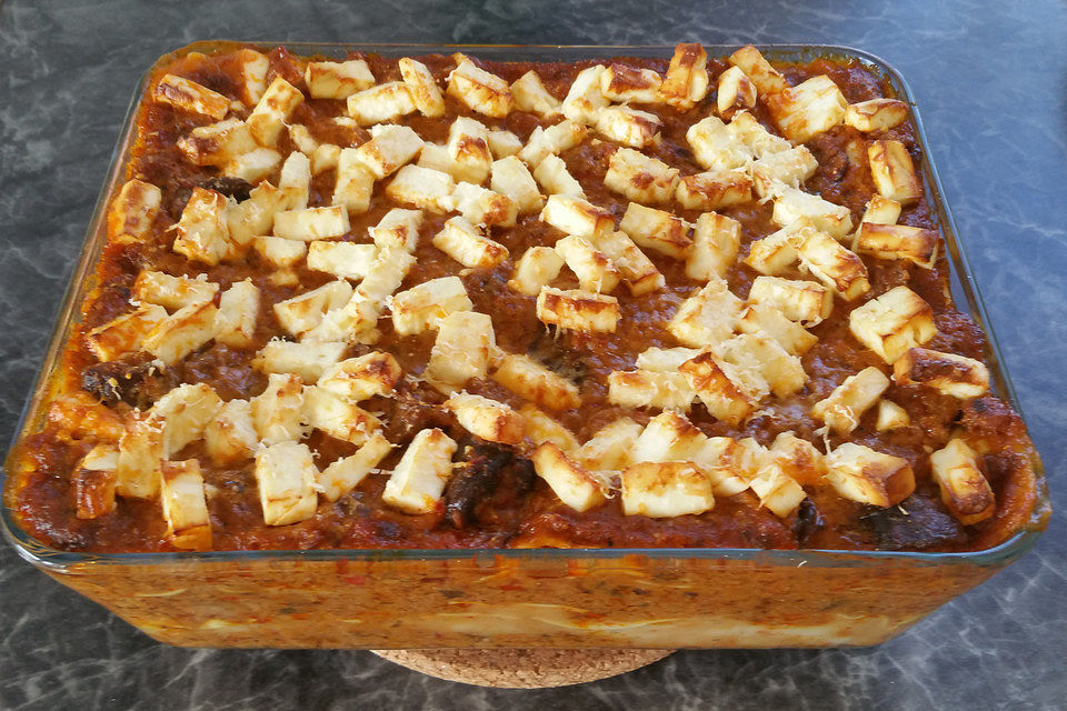 Auflauf mit Hack, Auberginen, Champignons und Kartoffelpüree