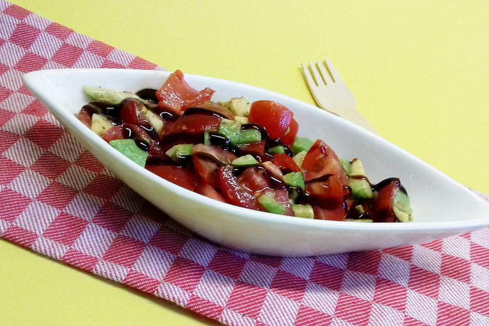 Avocado-Tomaten-Salat