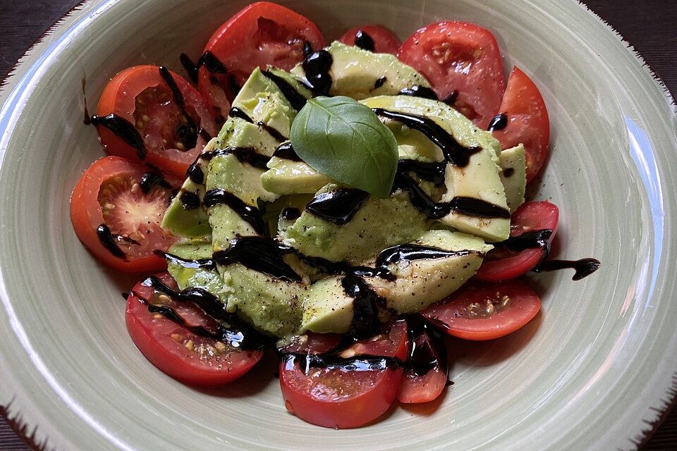 Avocado-Tomaten-Salat