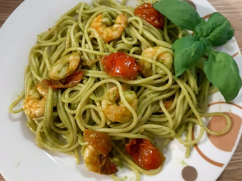 Spaghetti mit Bärlauchpesto und Garnelen von diana100| Chefkoch