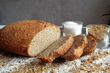 Kokosnuss-Dinkel-Brot mit Wasserkefir