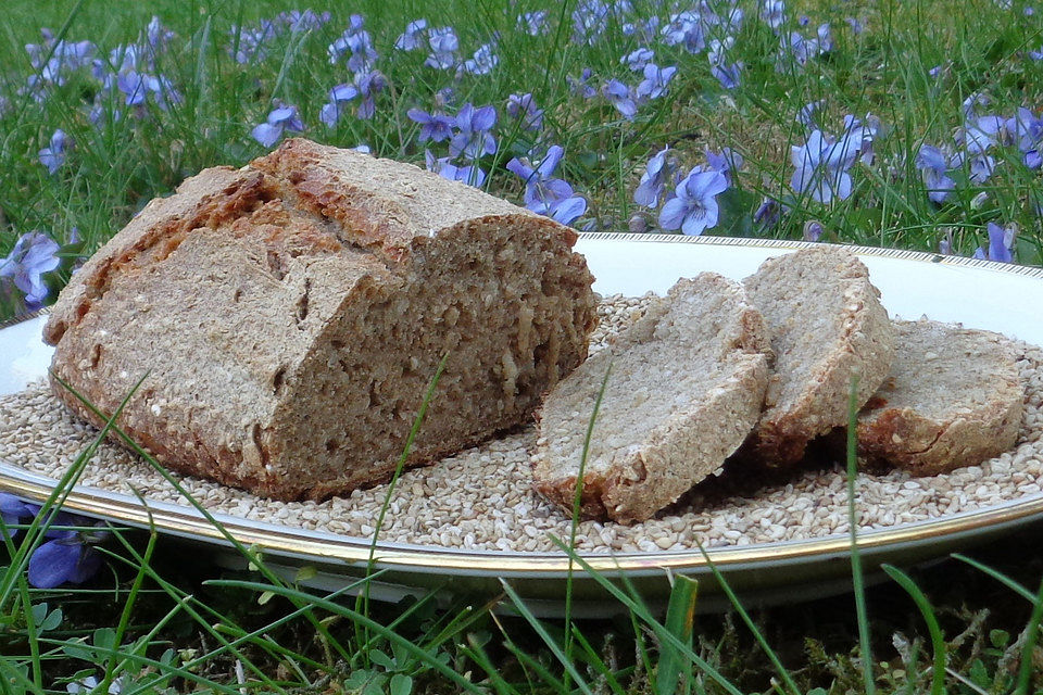 Sesam-Roggenbrot mit Wasserkefir