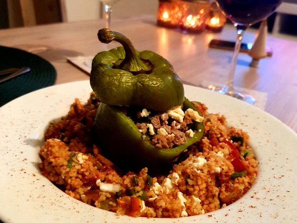 Gefüllte Paprika auf Couscous-Salat von Mrlove123| Chefkoch