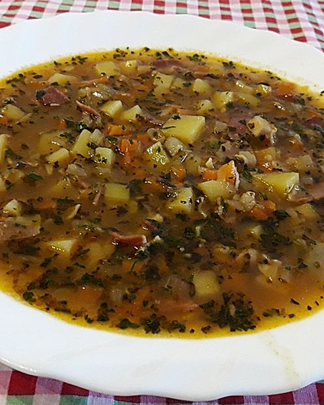 Knoblauch-Zwiebelsuppe mit Kasseler