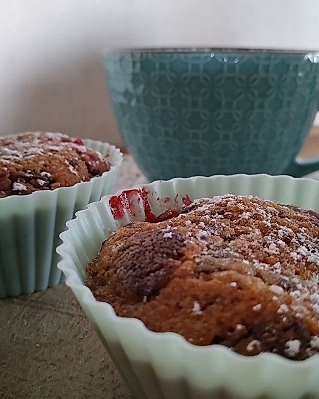 Schoko-Erdbeer-Muffins mit Vollkornmehl