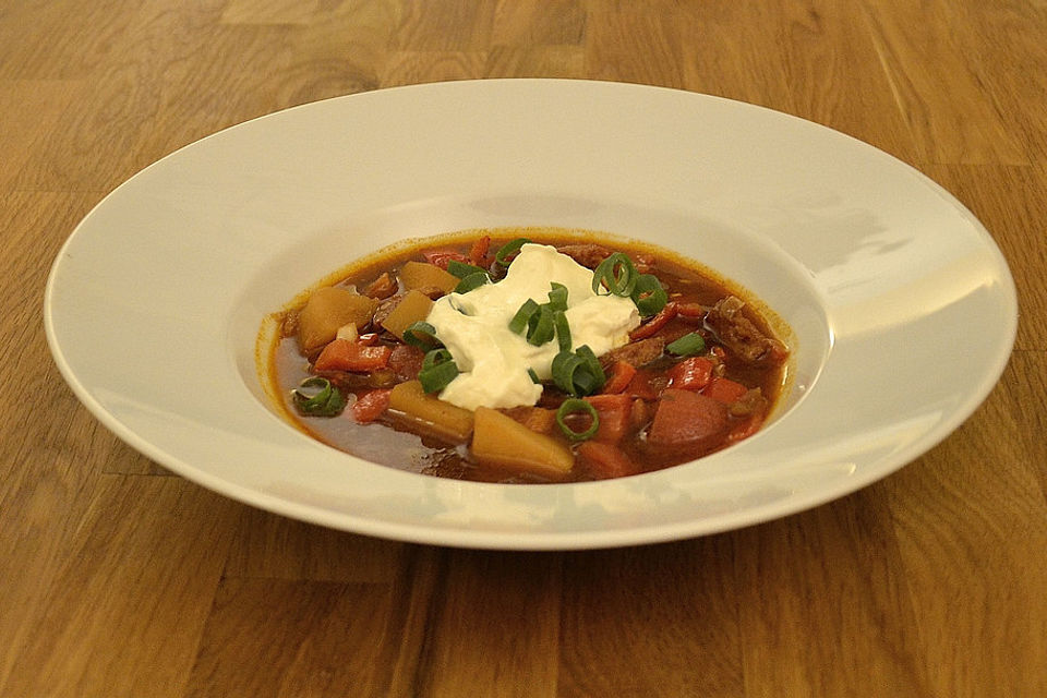 Spanische Kartoffelsuppe