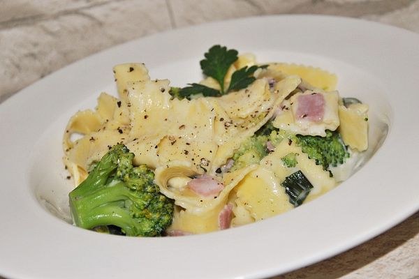 Sahne - Broccoli - Nudeln von Cheristo | Chefkoch