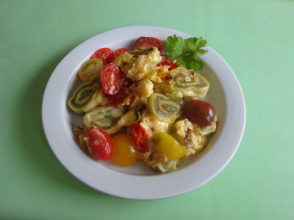 Gebratene Maultaschen mit Tomaten und Ei von KochFeeTris | Chefkoch