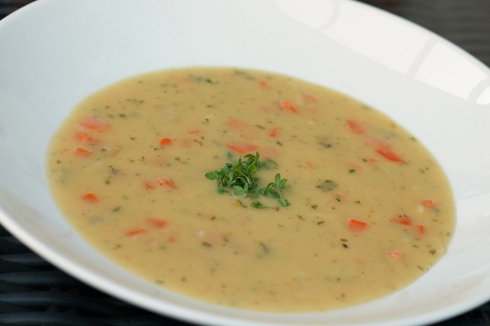 Allgäuer Kartoffelsuppe à la Naddel