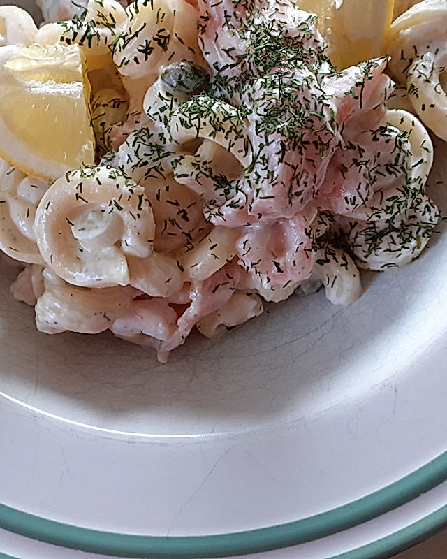 Schwedische Lachsnudeln mit Frischkäsesoße