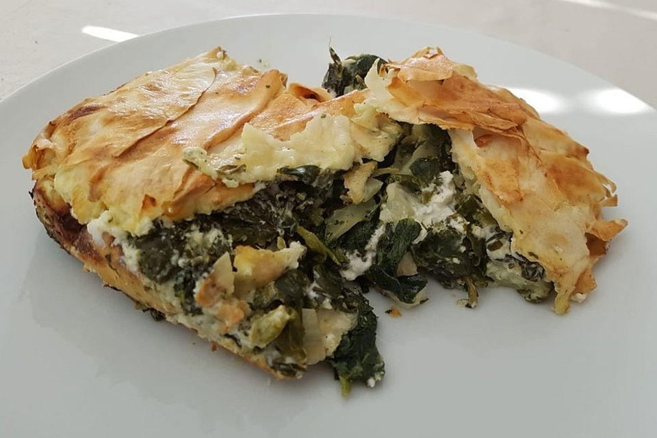 Börek mit Spinat und Schafskäse