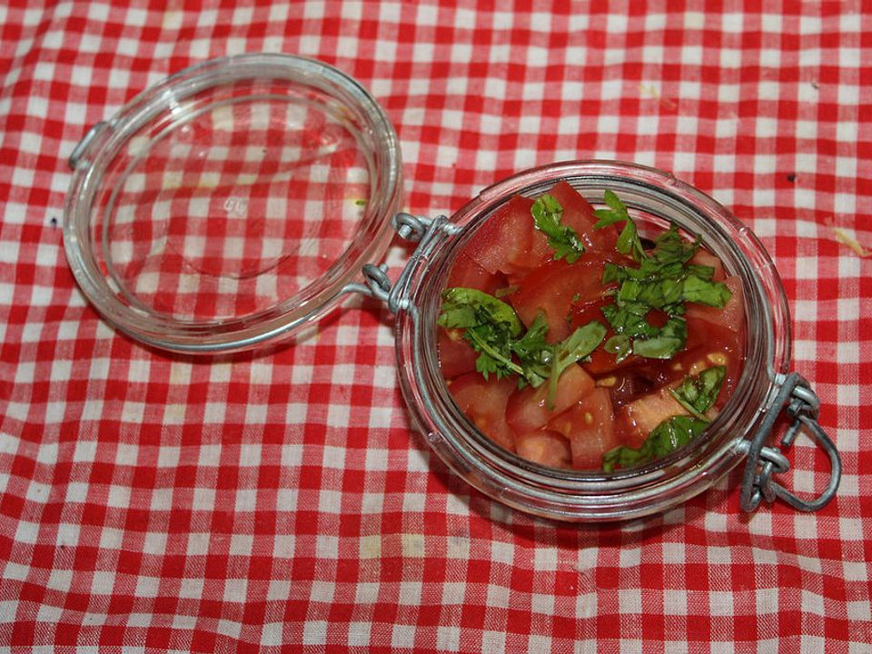 Tomatensalat mit Heimis Dressing von wegzoll | Chefkoch