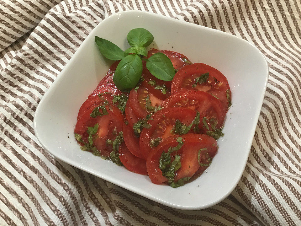 Tomatensalat mit Heimis Dressing von wegzoll| Chefkoch