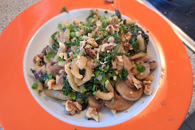 Spätzlepfanne mit Spinat und Pilzen von mpunktmayer| Chefkoch