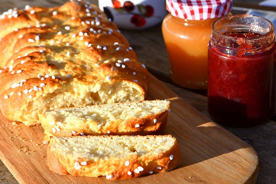 Dinkelzopf mit Quark-Öl-Teig