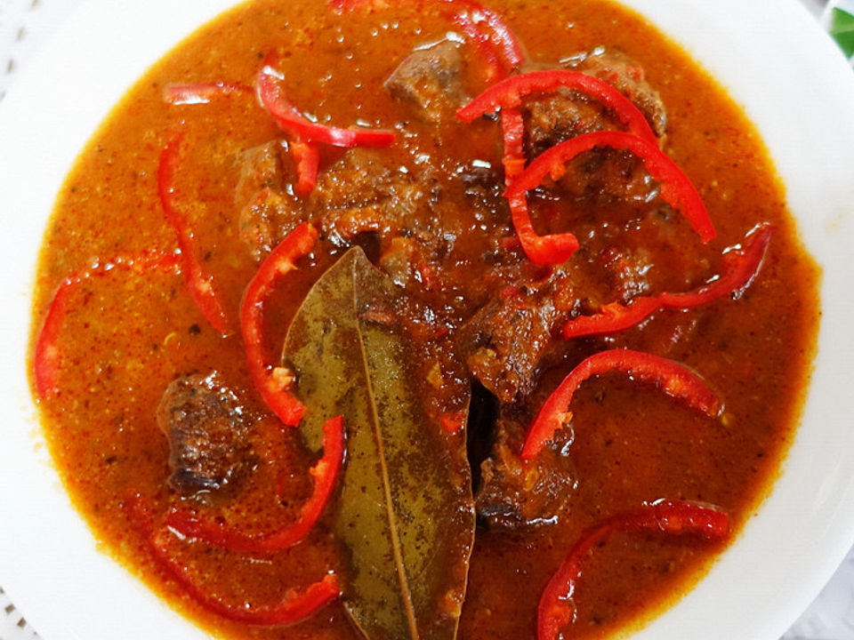 Ein exotisch-scharfes Rindfleisch-Curry der besonderen Art - Rendang ...
