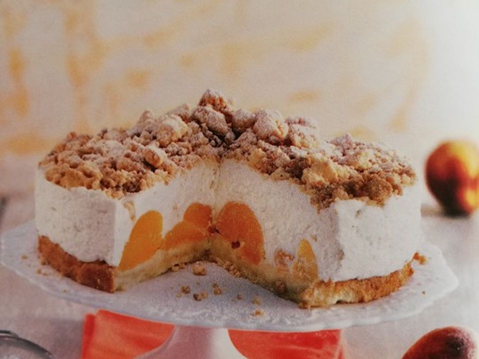 Streusel-Torte mit Pfirsichen und Skyr von Sanny1998| Chefkoch