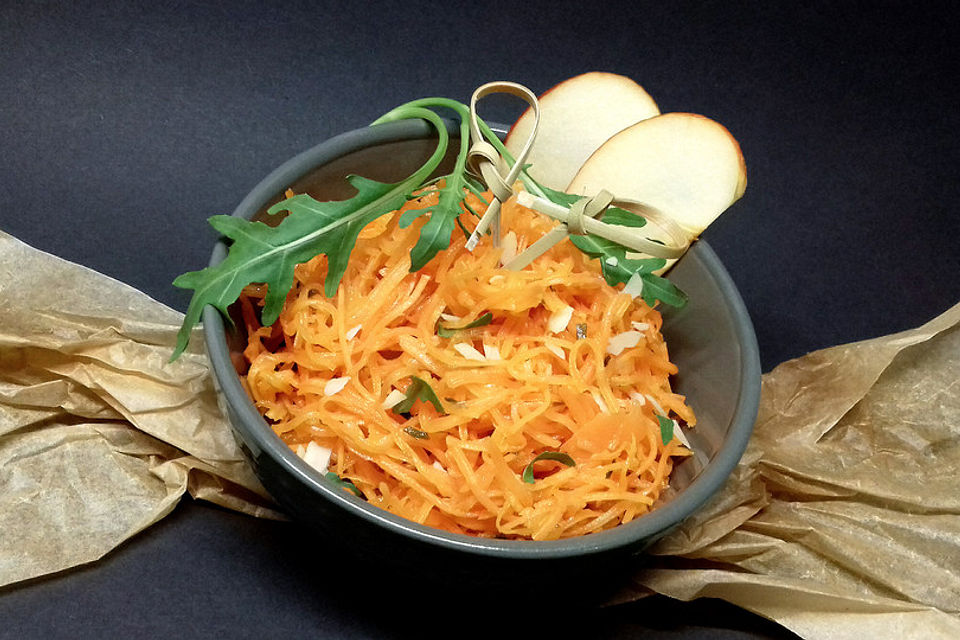 Karottensalat mit Rucola