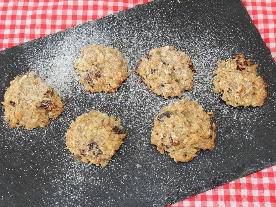 Haferkekse mit Rosinen von irinahwizdal | Chefkoch