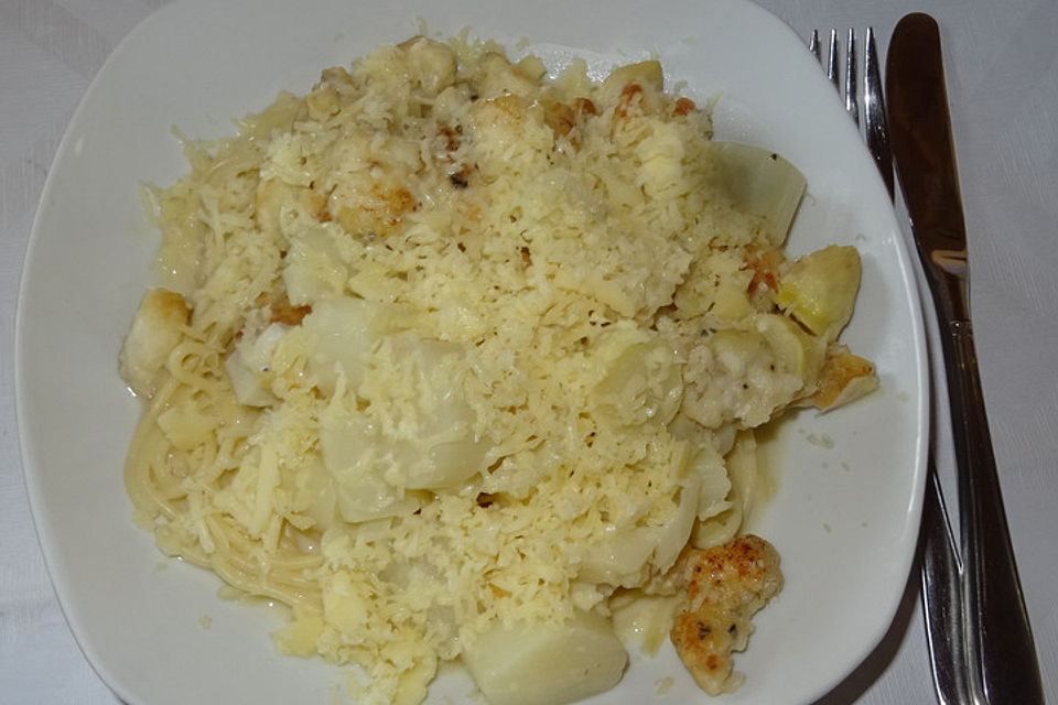 Spaghetti mit Spargel und Seeteufel in Weißweinsauce à la Didi