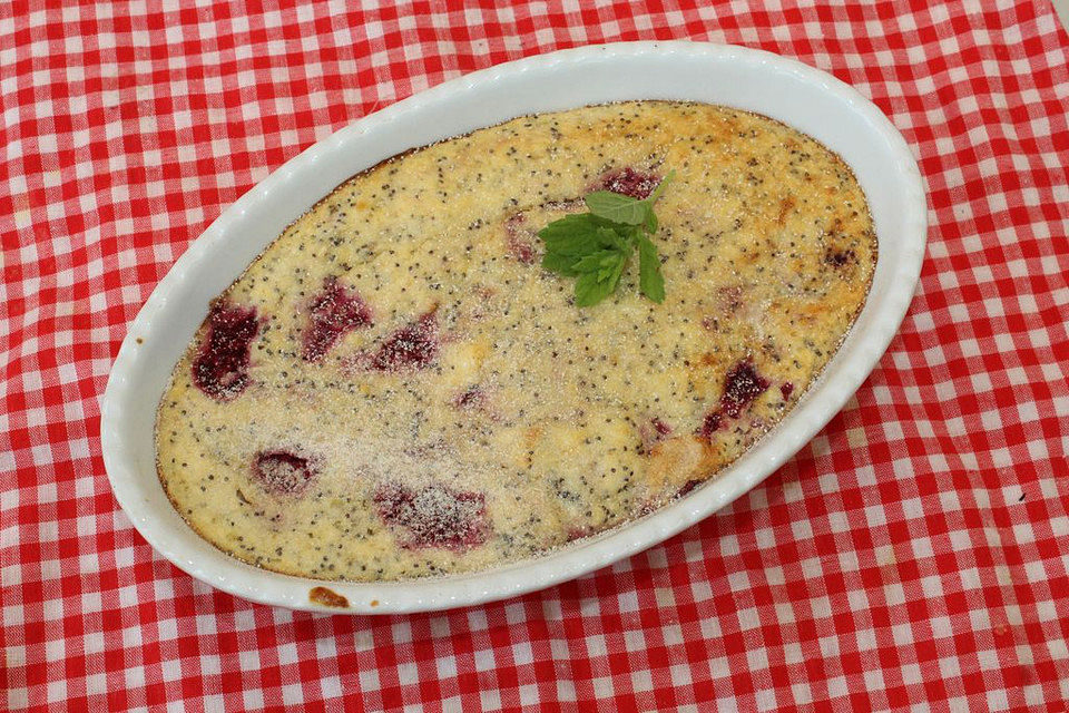 Quark-Kokos-Auflauf mit Himbeeren