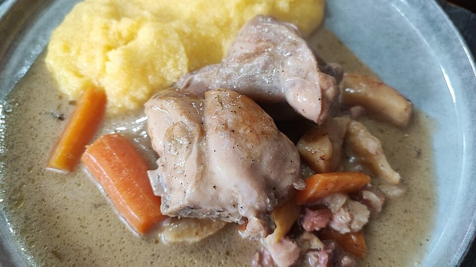 Kaninchenkeulen mit Senf und Estragon von schmitzebilla Kaninchenkeulen mit Senf und Estragon von schmitzebilla