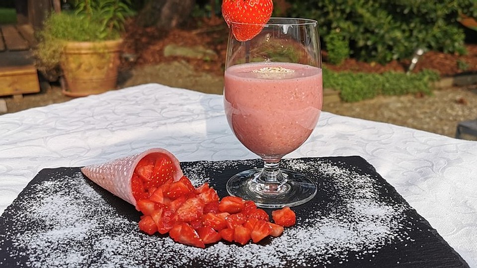 Gezuckerte Erdbeeren mit Calvados à la Didi von dieterfreundt| Chefkoch