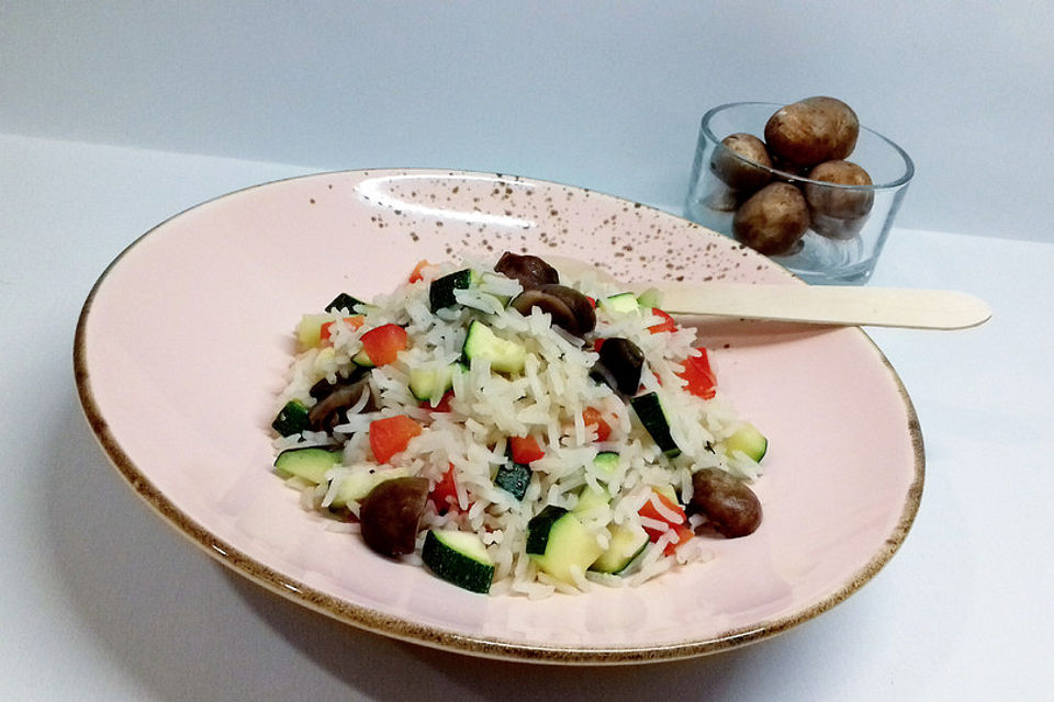 Paprika-Zucchini-Reis mit Champignons