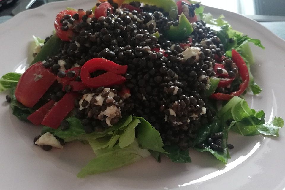 Belugalinsensalat